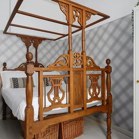 Daire Dateo - Castel Morrone Charme *